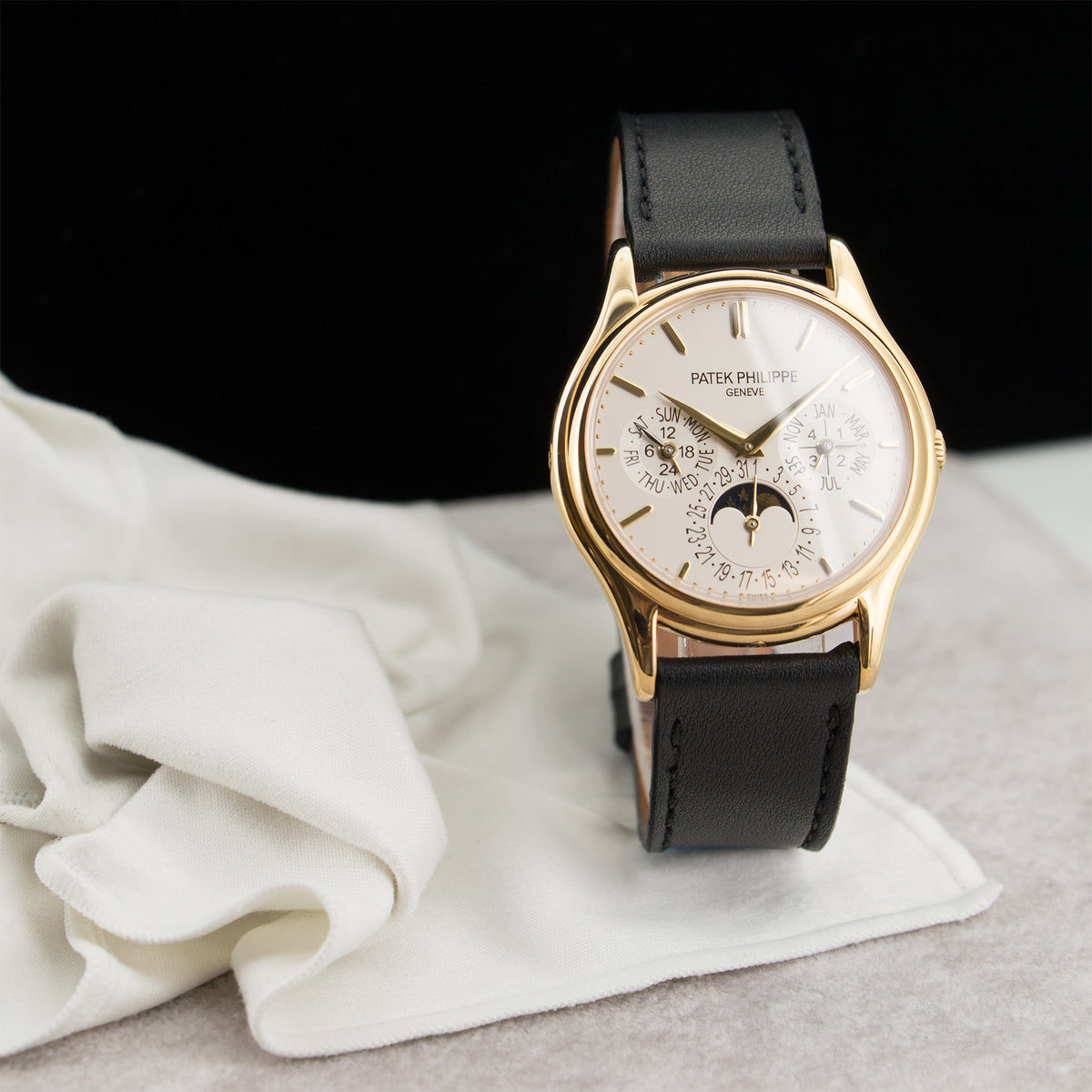 Patek Philippe Perpetual Calendar Yellow Gold Ref. 5140J